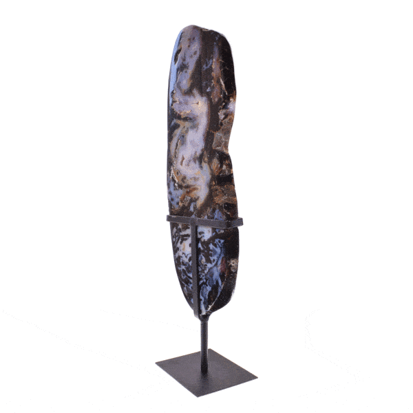 Polished slice of natural agate gemstone with crystal quartz, placed on a black metallic base. The slice of agate with the base has a height of 60cm. Buy online shop.