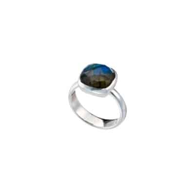 Ring made of sterling silver and natural, faceted, square shaped labradorite gemstone. 